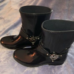 🔥 Michael Kors Rain Boots